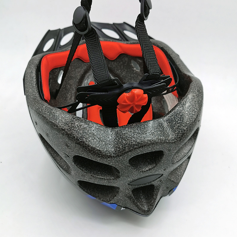 Nastavitelná Outmold Dospělá jízdní kola Ochranná helma